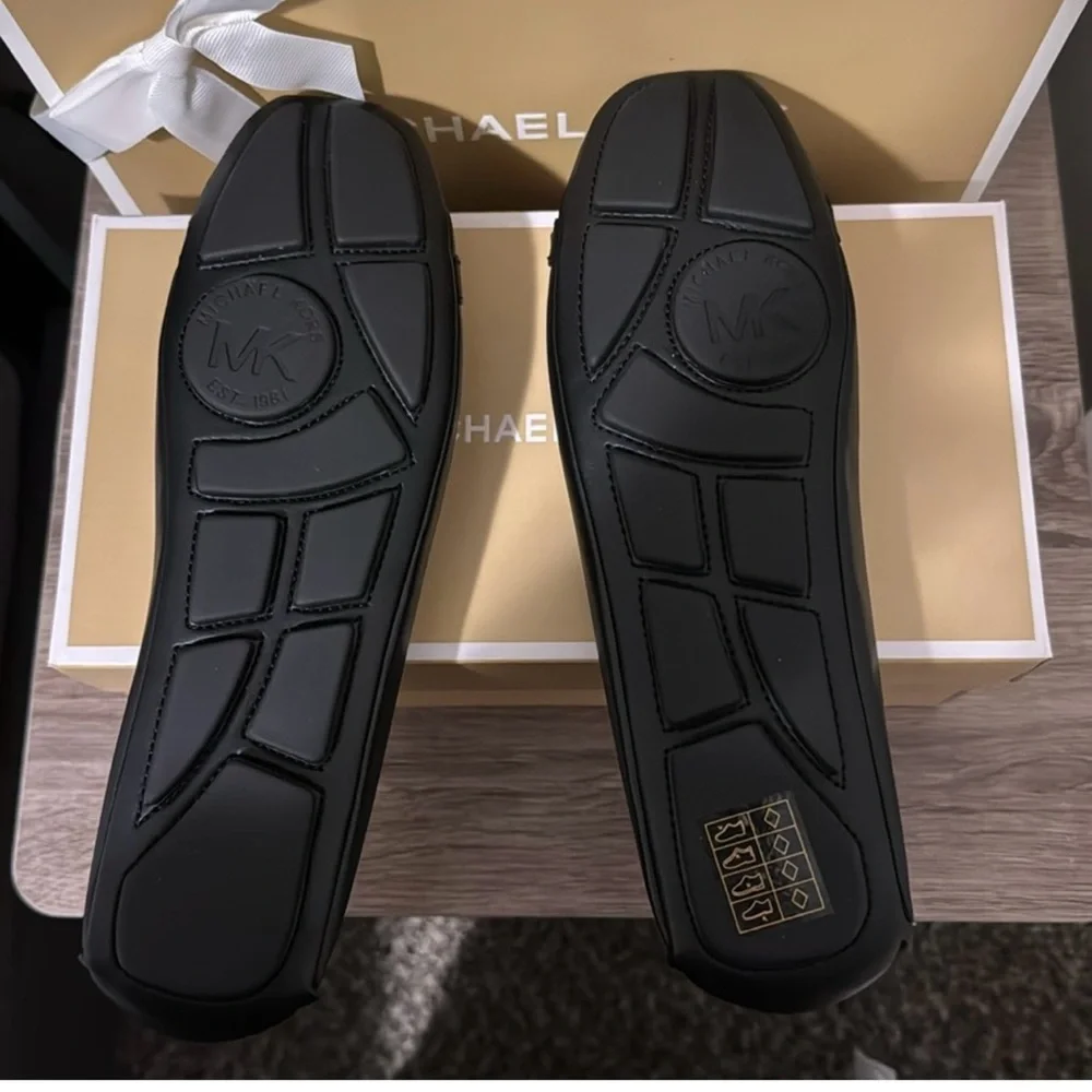 Brand New Michael Kors Pumps/flats in original box and gift box. - Picture 5 of 5